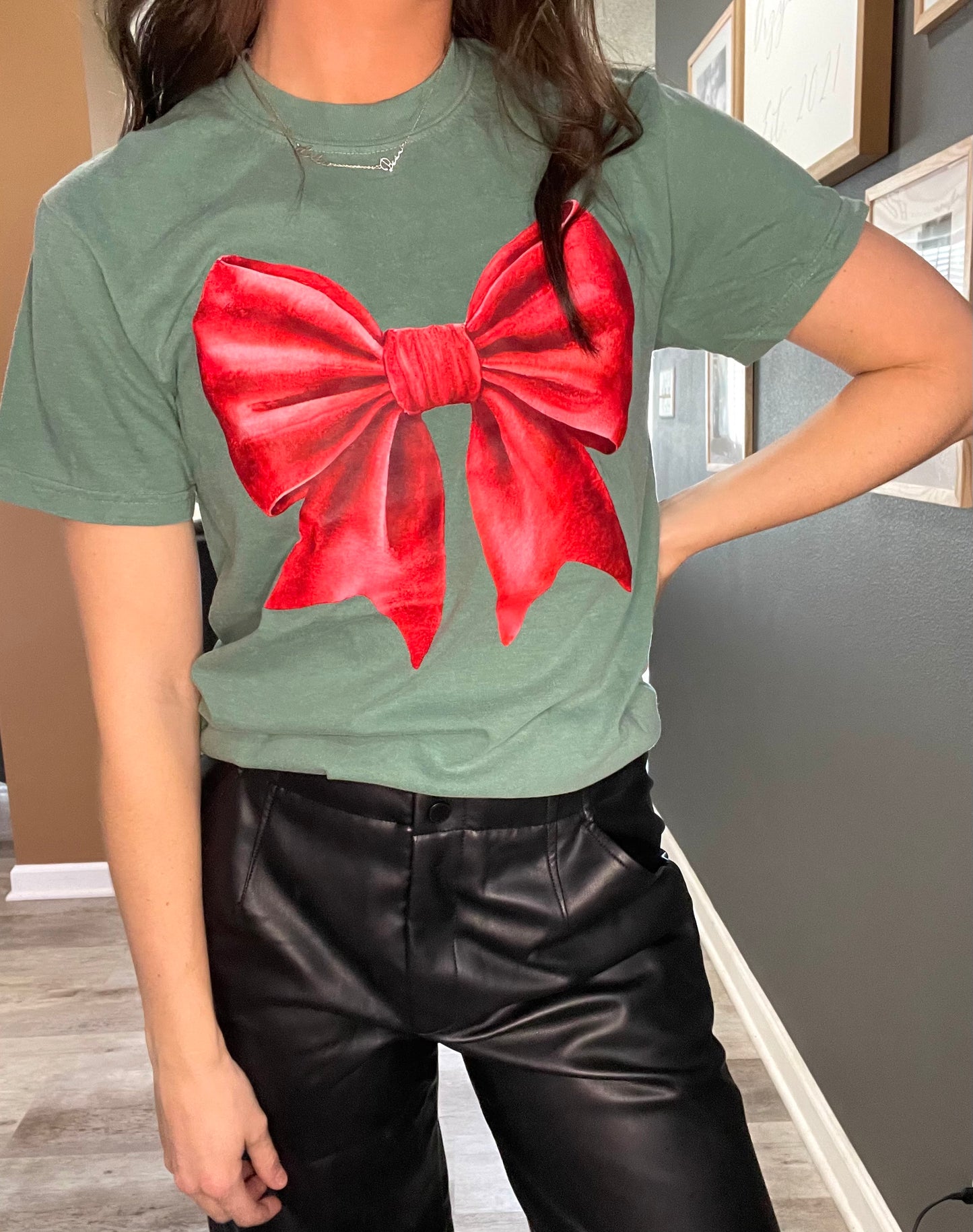 Bow Christmas Tee
