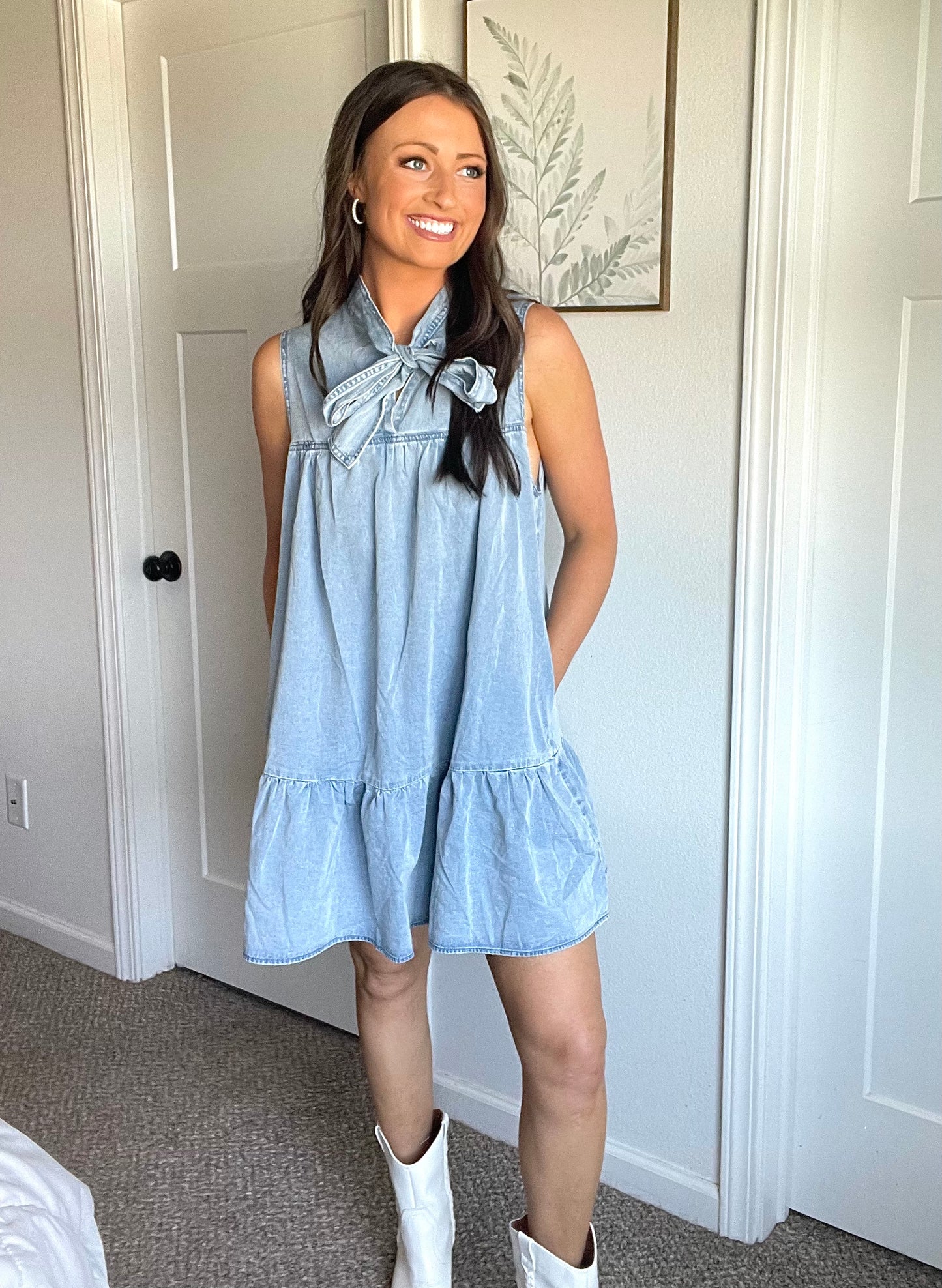 Bowknot Neck Ruffled Sleeveless Chambray Dress