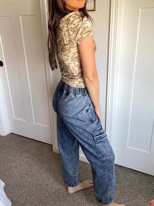 Drawstring Cargo Jogger Jeans