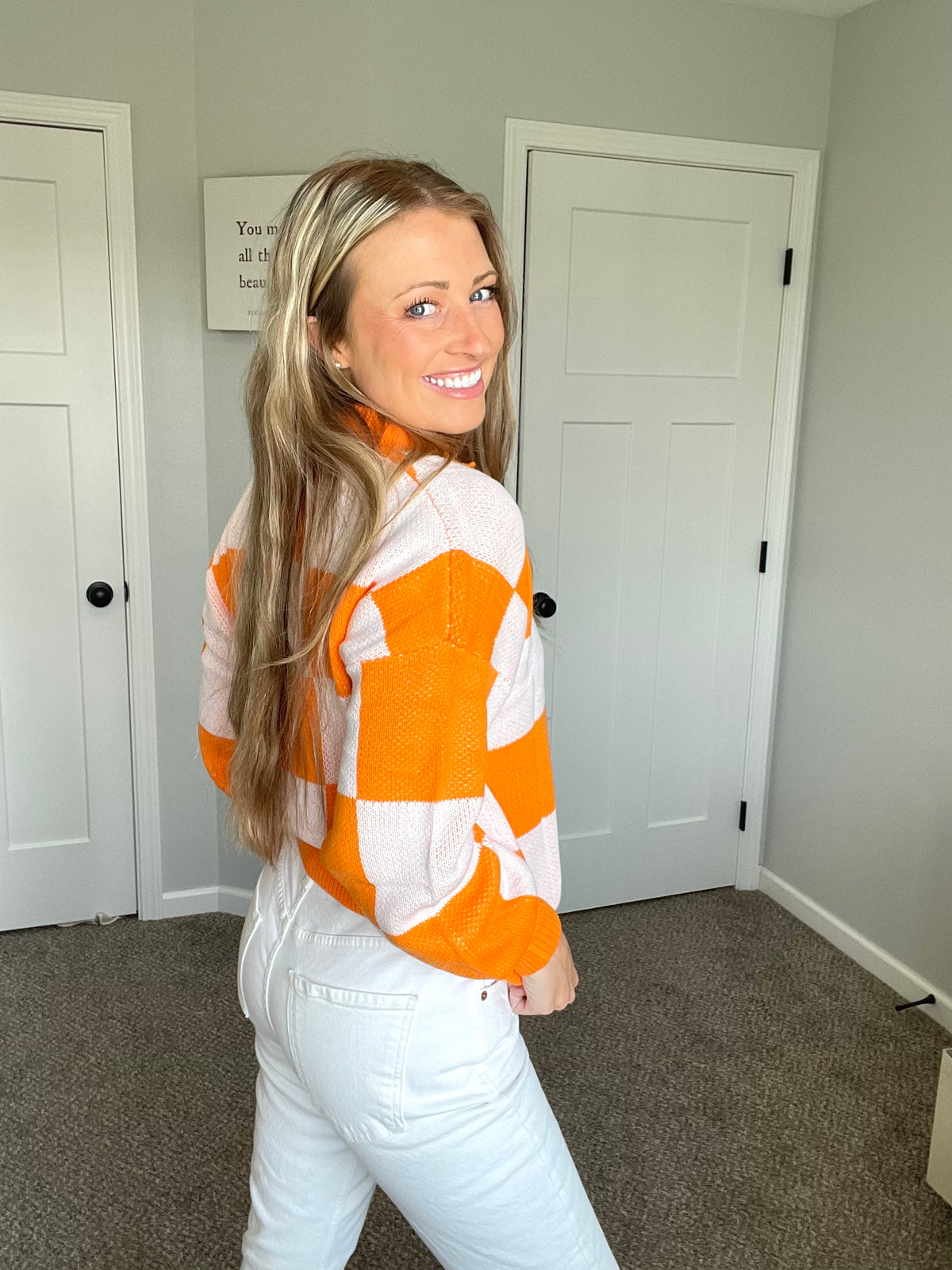 Checkered V Neck Pullover Sweater