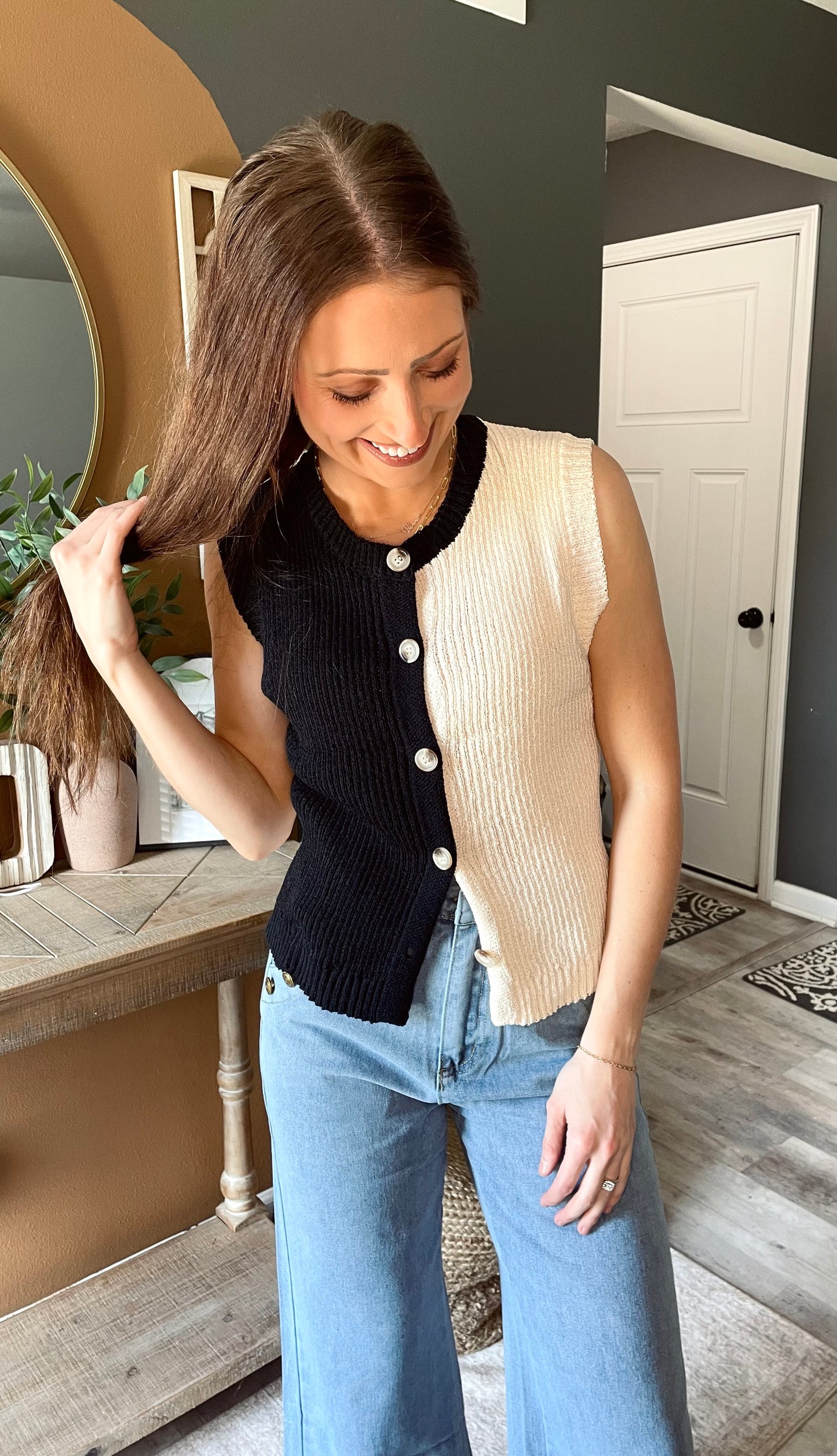 Casual Button Front Color Block Round Neck Tank Top