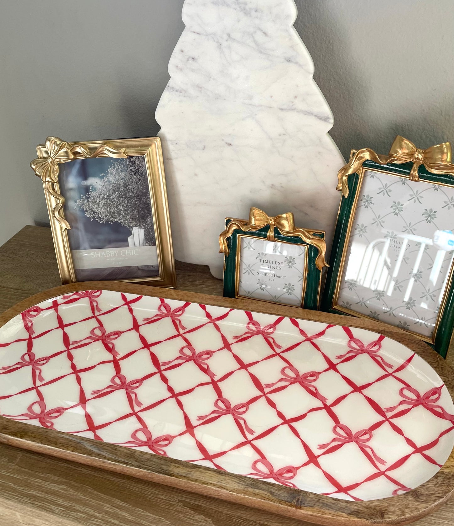 Red & White Bow Serving Tray