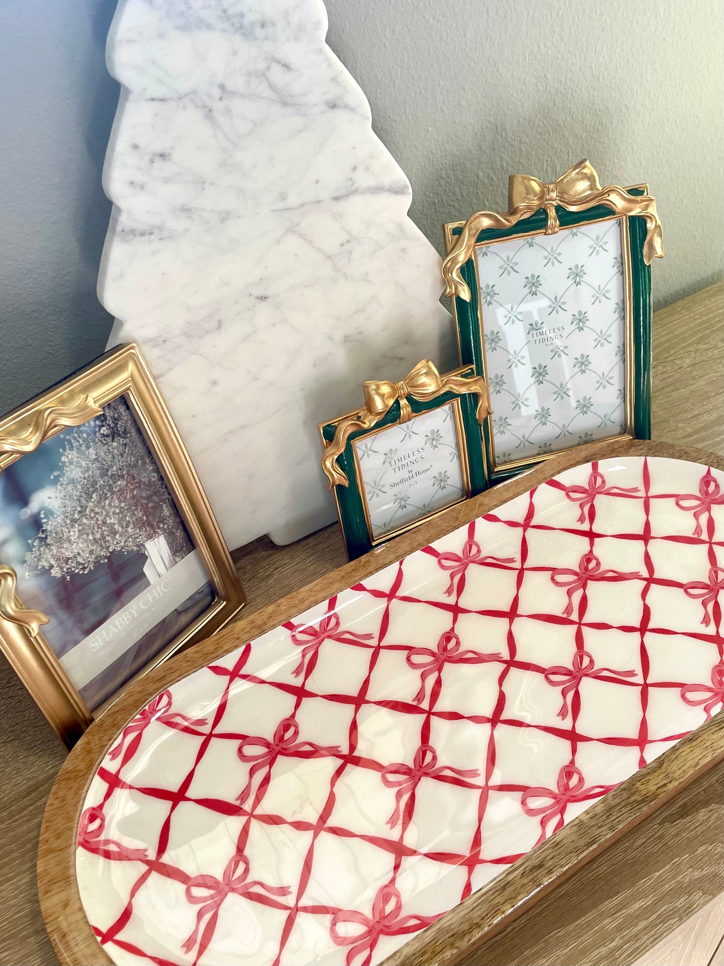 Red & White Bow Serving Tray