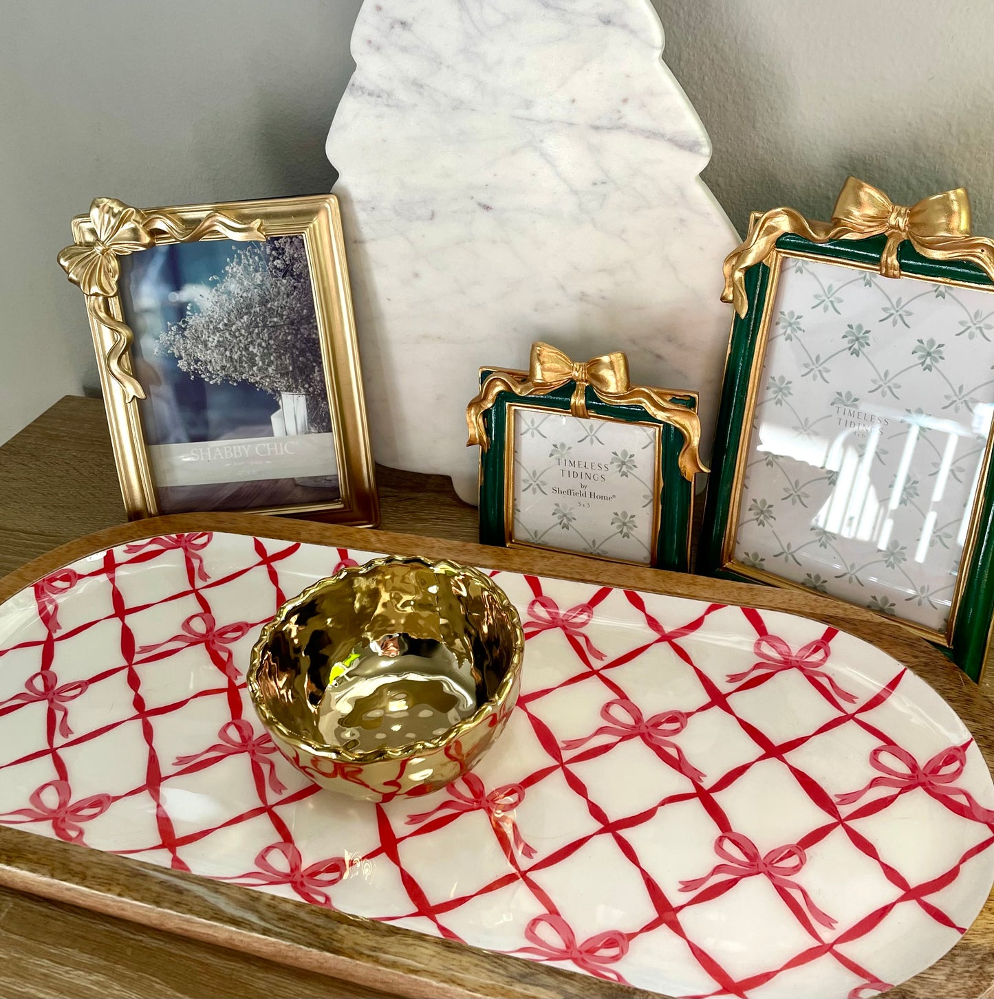 Red & White Bow Serving Tray