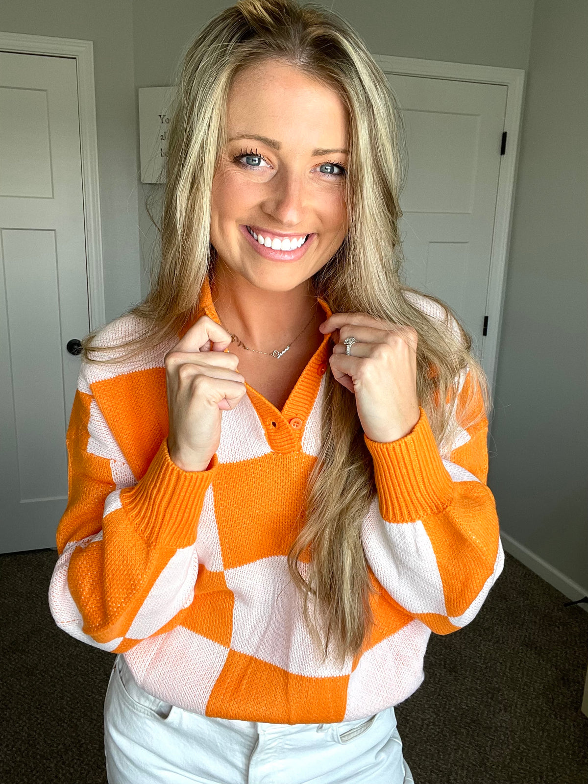 Checkered V Neck Pullover Sweater