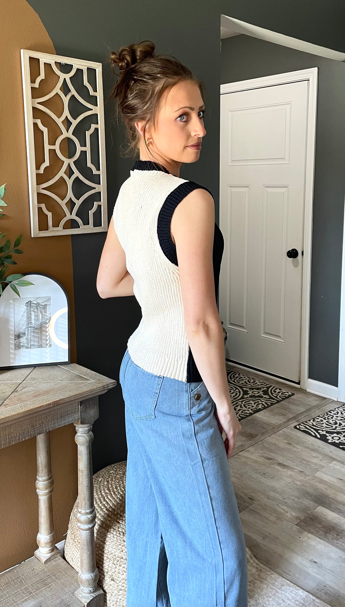 Casual Button Front Color Block Round Neck Tank Top