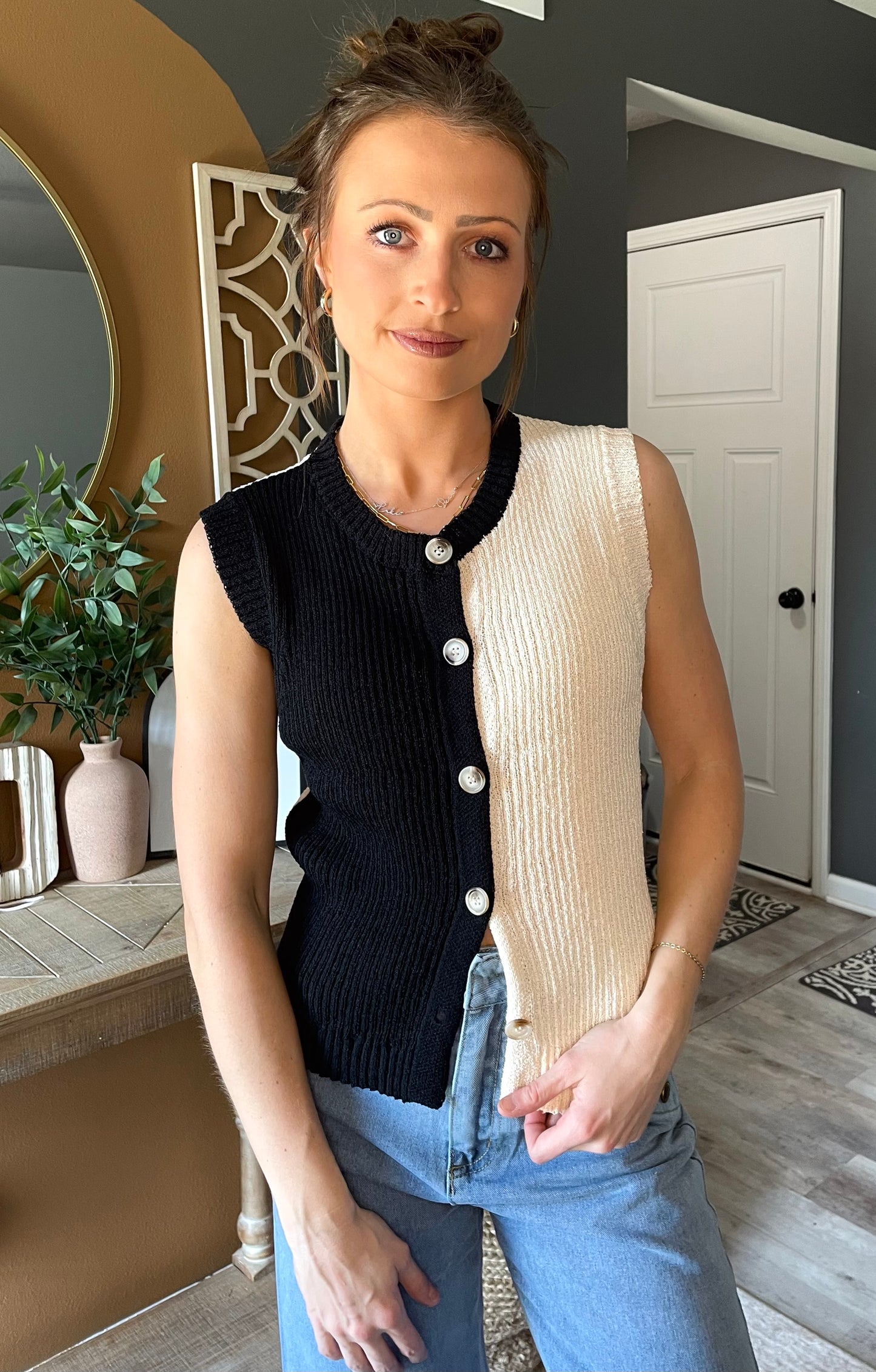 Casual Button Front Color Block Round Neck Tank Top